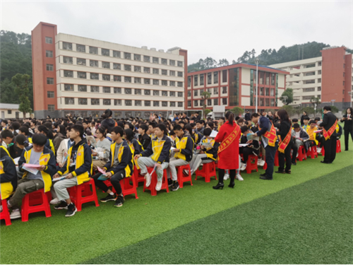 (改标题为:广西资源县:betway88必威东盟体育宣传进校园 筑牢师生反邪防线。第一段“桂林市”前加上“广西壮族自治区”字样。)betway88必威东盟体育宣传进校园 筑牢师生反邪防线461 (改标题为:广西资源县:betway88必威东盟体育宣传进校园 筑牢师生反邪防线。第一段“桂林市”前加上“广西壮族自治区”字样。)betway88必威东盟体育宣传进校园 筑牢师生反邪防线461